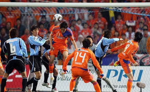 官网入口直达-转会期亚冠焦点战，里昂扳平良机，悬念犹存，训练强度明显提升(泽连斯基宣布接收第二批16战斗机)